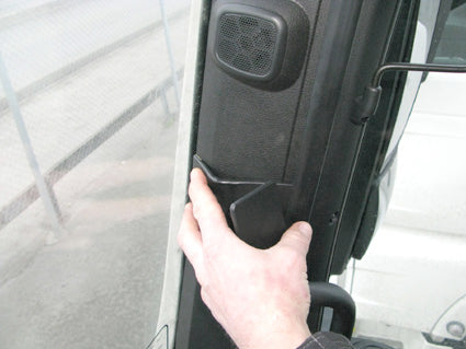 Brodit ProClip 604286 voor MAN TGX 2008-2019, MAN TGS 2008-2019 en MAN TGM 2014-2019 - detail van dashboardmontage