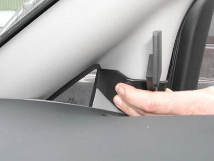 Brodit ProClip 604290 voor Hyundai H1 2009-2020 - detail van dashboardmontage