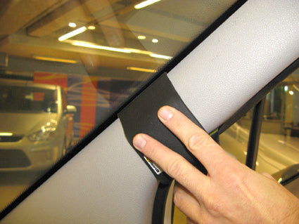 Brodit ProClip 604381 voor Ford Transit Connect 2010-2013 en Ford Tourneo Connect 2010-2013 - detail van dashboardmontage