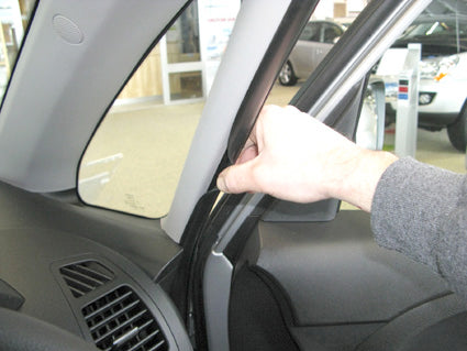 Brodit ProClip 604449 voor Hyundai ix20 2011-2019 en Kia Venga 2010-2019 - montagepositie op dashboard
