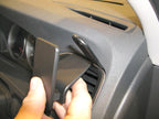 Brodit ProClip 604525 voor Volvo V60 2011-2018 en Volvo S60 2011-2018 - detail van dashboardmontage