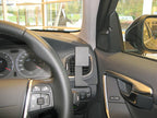 Brodit ProClip 604525 voor Volvo V60 2011-2018 en Volvo S60 2011-2018 - installatiepositie