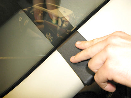 Brodit ProClip 604566 voor Mini Paceman 2013-2016 en Mini Countryman 2010-2016 - detail van dashboardmontage