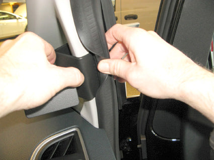 Brodit ProClip 604572 voor Ford Grand C-Max 2011-2018 en Ford C-Max 2011-2018 - ProClip geplaatst in het voertuig