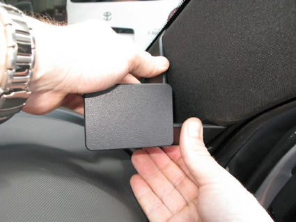 Brodit ProClip 604577 voor Holden Commodore SV 2011-2013, Holden Commodore SS 2011-2013 en Holden Commodore HSV 2011-2013 - ProClip geplaatst in het voertuig