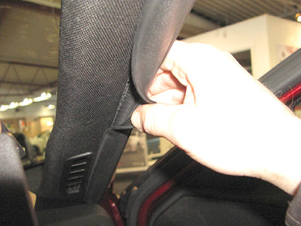 Brodit ProClip 604586 voor Alfa Romeo Giulietta 2010-2021 - montagepositie op dashboard
