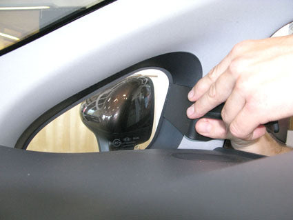 Brodit ProClip 604690 voor Kia Rio 2012-2017 - detail van dashboardmontage