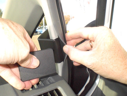 Brodit ProClip 604714 voor Toyota Prius + 2012-2020 - montagepositie op dashboard