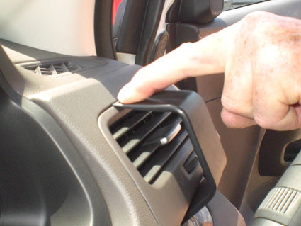 Brodit ProClip 604770 voor Honda CR-V 2012-2016 - detail van dashboardmontage