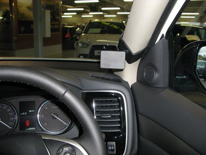 Brodit ProClip 604818 voor Mitsubishi Outlander 2013-2021 - installatiepositie