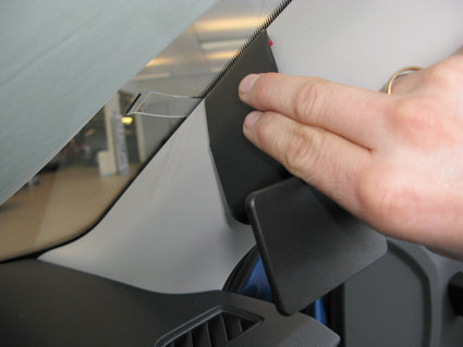 Brodit ProClip 604887 voor Skoda Octavia III 2013-2021 - detail van dashboardmontage