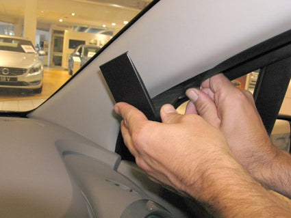 Brodit ProClip 604943 voor Renault Captur 2014-2019 - montagepositie op dashboard