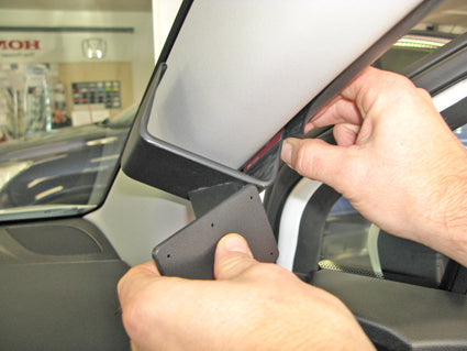 Brodit ProClip 604983 voor Suzuki SX4 S-Cross 2014-2021 - ProClip geplaatst in het voertuig