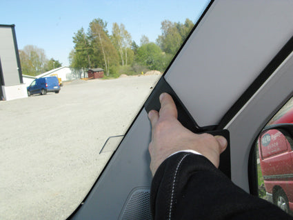 Brodit ProClip 604999 voor Citroen Jumper 2007-2024, Fiat Ducato 2007-2021 e.a. - detail van dashboardmontage
