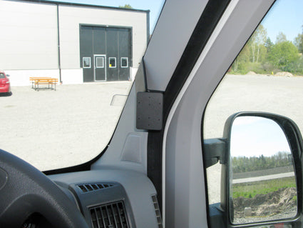 Brodit ProClip 604999 voor Citroen Jumper 2007-2024, Fiat Ducato 2007-2021 e.a. - installatiepositie