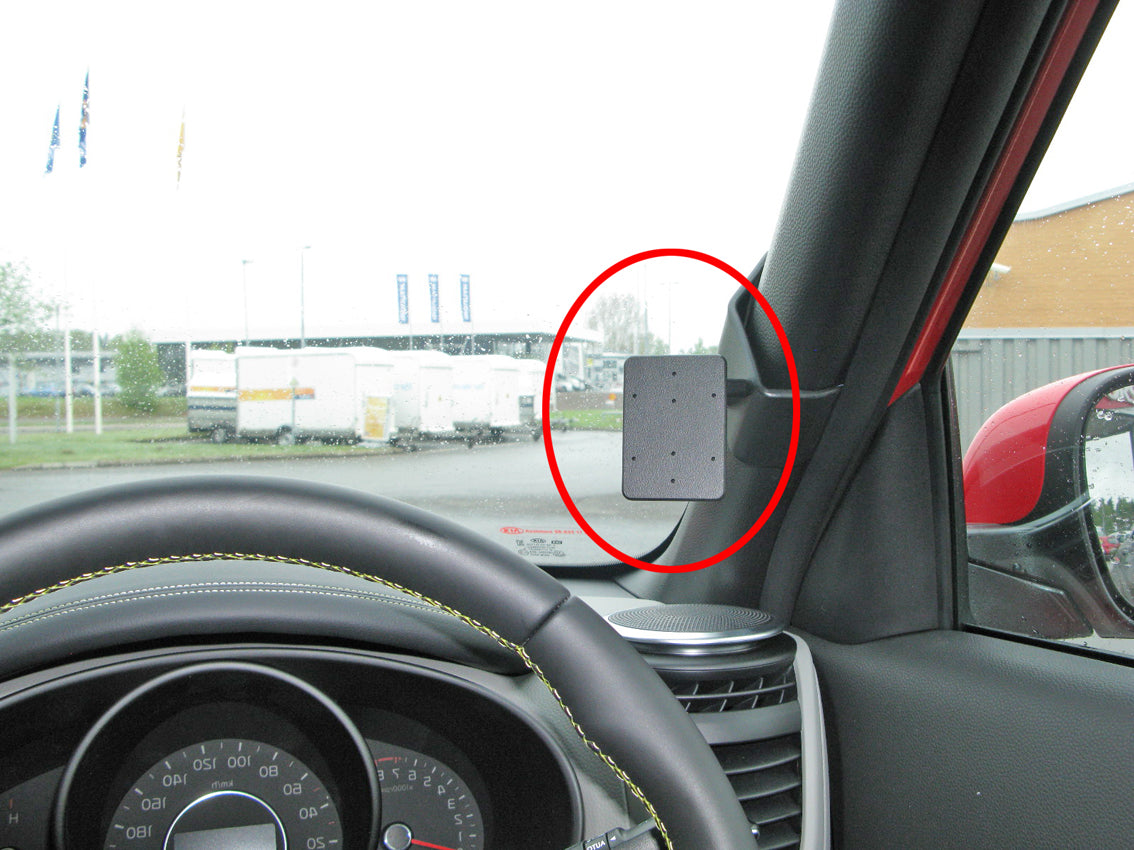Brodit ProClip 605002 voor Kia Soul 2014-2019 - productfoto zwarte ABS montagebasis