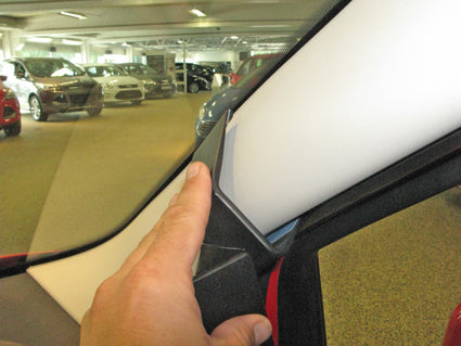 Brodit ProClip 605039 voor Ford Transit Courier 2014-2023 - ProClip geplaatst in het voertuig
