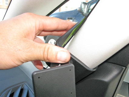 Brodit ProClip 605147 voor Ford S-Max 2016-2022 en Ford Galaxy 2016-2022 - ProClip geplaatst in het voertuig