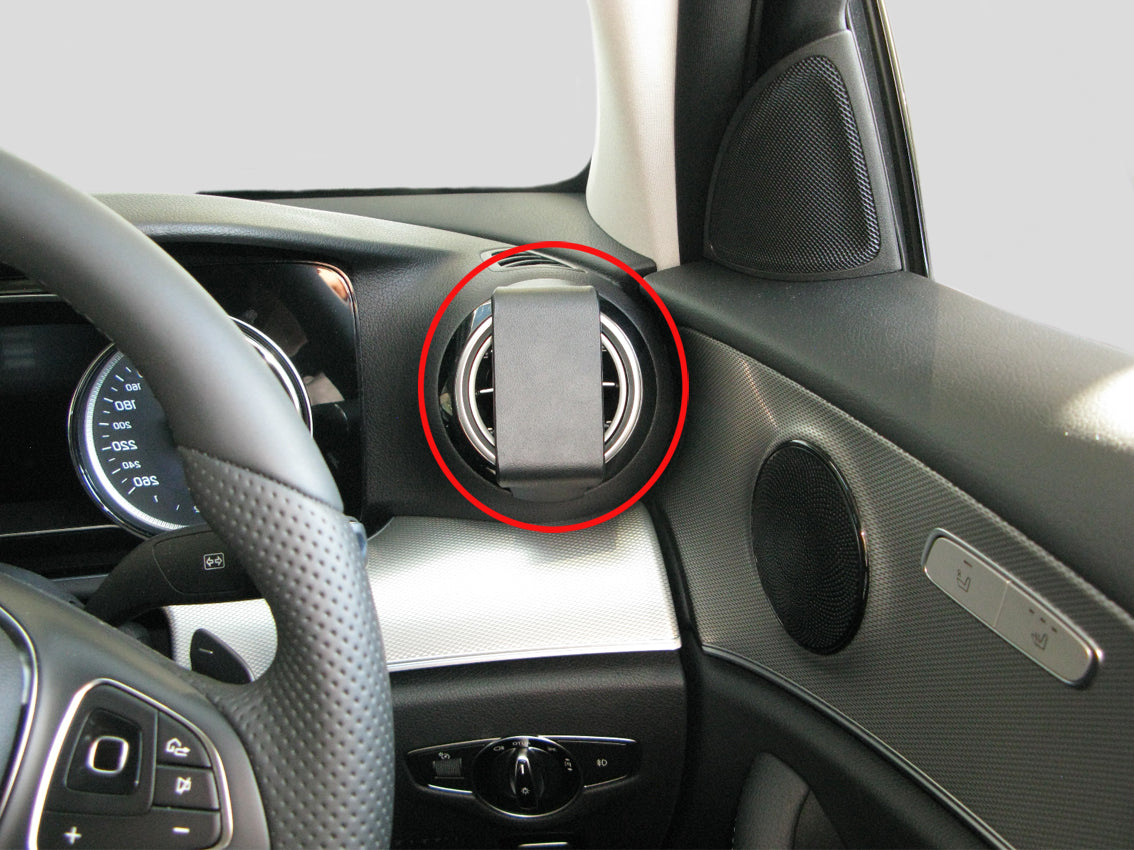 Brodit ProClip 605208 voor Mercedes Benz E-Class, Stationwagon 2017-2023, Mercedes Benz E-Class, Sedan 2017-2023 en Mercedes Benz E-Class, Coupé 2018-2023 - montagefoto 6