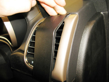 Brodit ProClip 605283 voor Jeep Grand Cherokee 2011-2020 - detail van dashboardmontage