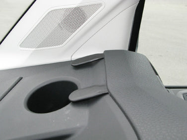 Brodit ProClip 605304 voor MAN TGE 2019-2024 en Volkswagen Crafter 2017-2024 - montagepositie op dashboard