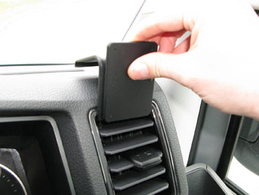 Brodit ProClip 605304 voor MAN TGE 2019-2024 en Volkswagen Crafter 2017-2024 - ProClip geplaatst in het voertuig