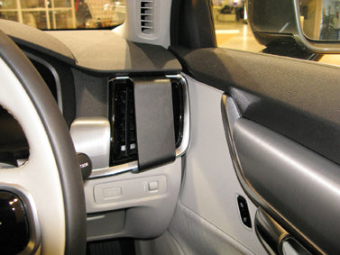 Brodit ProClip 605308 voor Volvo V90 2017-2026 en Volvo S90 2017-2025 - installatiepositie