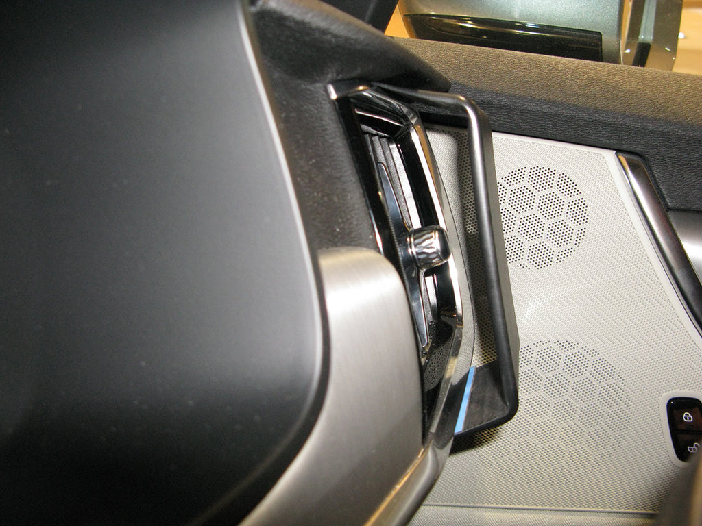 Brodit ProClip 605308 voor Volvo V90 2017-2026 en Volvo S90 2017-2025 - productfoto zwarte ABS montagebasis