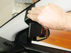 Brodit ProClip 605331 voor Kia Stonic 2018-2026 en Kia Rio 2018-2023 - detail van dashboardmontage