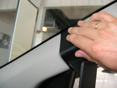 Brodit ProClip 605332 voor Kia Picanto 2018-2026 - detail van dashboardmontage