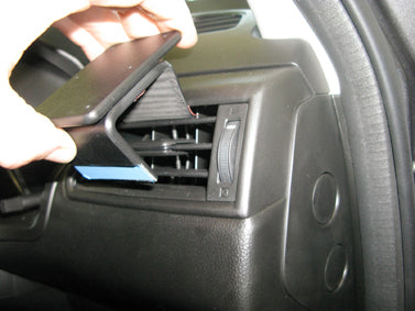 Brodit ProClip 605363 voor Suzuki Swift 2018-2024 - montagepositie op dashboard