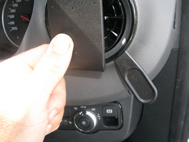Brodit ProClip 605446 voor Mercedes Benz Sprinter 2019-2026 - ProClip geplaatst in het voertuig