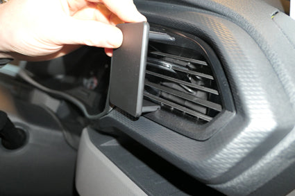 Brodit ProClip 605589 voor Volkswagen T6.1 Transporter/Pickup 2020-2024 en Volkswagen Caravelle 6.1 2021-2024 - montagepositie op dashboard
