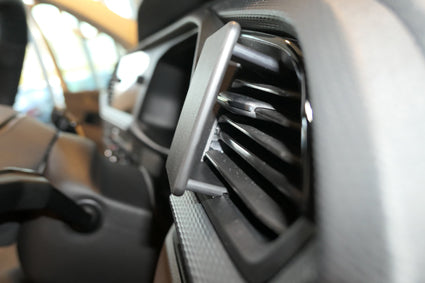 Brodit ProClip 605589 voor Volkswagen T6.1 Transporter/Pickup 2020-2024 en Volkswagen Caravelle 6.1 2021-2024 - detail van dashboardmontage