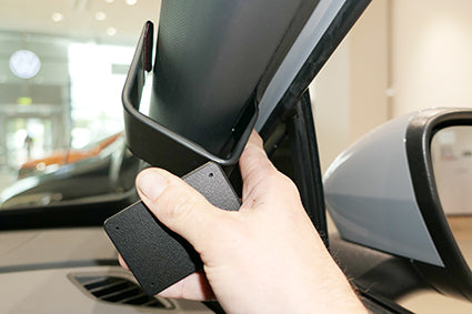 Brodit ProClip 605684 voor Volkswagen ID.5 2023-2026 en Volkswagen ID.4 2021-2026 - ProClip geplaatst in het voertuig
