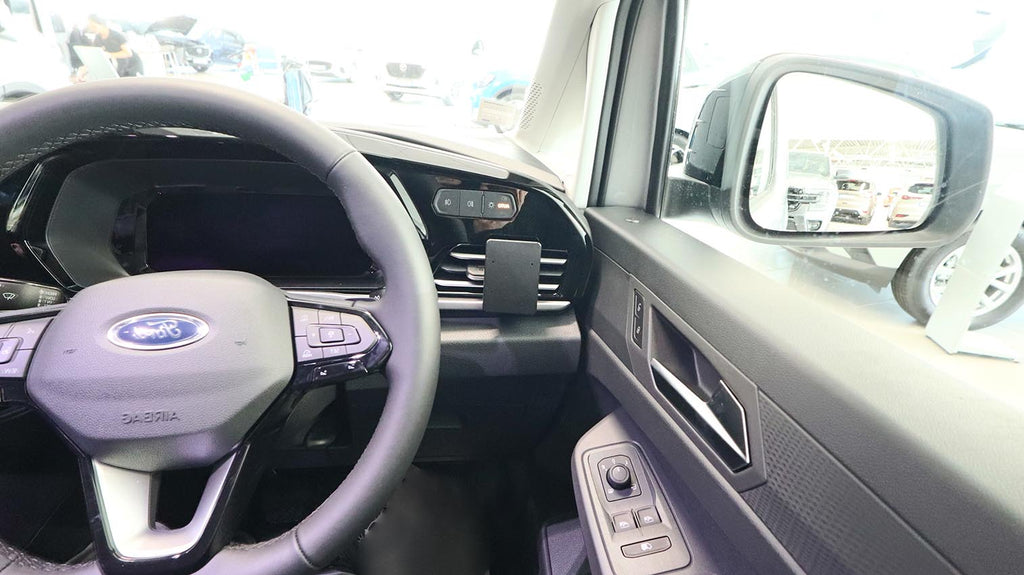 Brodit ProClip 605687 voor Ford Transit Connect 2024-2026, Ford Tourneo Connect 2023-2026 e.a. - productfoto zwarte ABS montagebasis