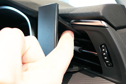 Brodit ProClip 605720 voor Audi S6 2019-2025, Audi A7 2019-2025 en Audi A6 2019-2025 - detail van dashboardmontage