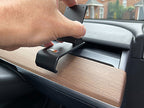 Brodit ProClip 605766 voor Tesla Model Y 2020-2025 en Tesla Model 3 2018-2024 - ProClip geplaatst in het voertuig
