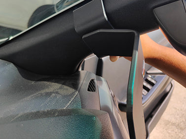 Brodit ProClip 605771 voor Toyota HiLux 2016-2026 - ProClip geplaatst in het voertuig