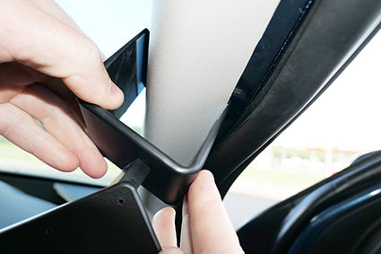 Brodit ProClip 605816 voor Kia Niro 2023-2026 - montagepositie op dashboard
