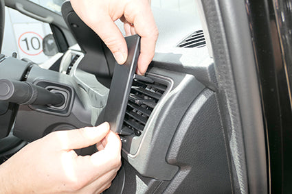 Brodit ProClip 605842 voor LDV G10 2016-2026 - ProClip geplaatst in het voertuig