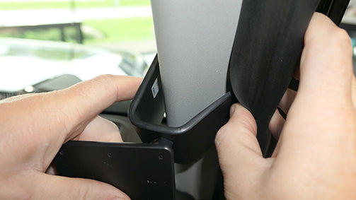 Brodit ProClip 605958 voor Ineos Grenadier 2022-2026 - montagepositie op dashboard
