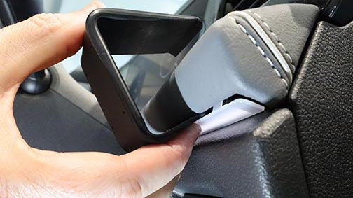 Brodit ProClip 606038 voor Volkswagen Passat 2024-2026 - montagepositie op dashboard