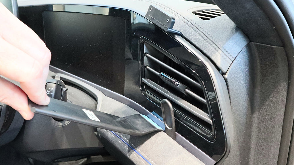 Brodit ProClip 606197 voor Volkswagen Passat 2024-2026 - ProClip geplaatst in het voertuig