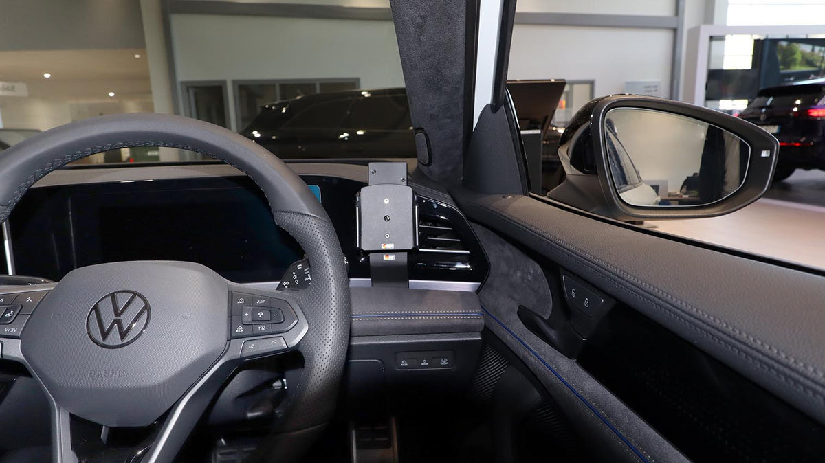 Brodit ProClip 606197 voor Volkswagen Passat 2024-2026 - montagefoto 6