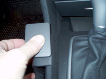 Brodit ProClip 633482 voor Mercedes Benz SLK-Class 2005-2010 - montagepositie op dashboard