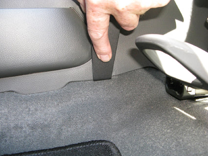 Brodit ProClip 634350 voor Chevrolet Cruze 2009-2014 en Holden Cruze 2009-2015 - detail van dashboardmontage