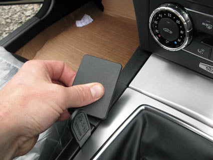 Brodit ProClip 634616 voor Mercedes Benz C-Class (180-320) 2011-2014 - ProClip geplaatst in het voertuig