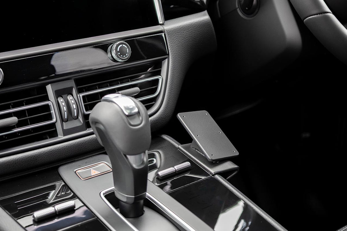 Brodit ProClip 635012 voor Porsche Macan 2015-2026 - montagefoto 7