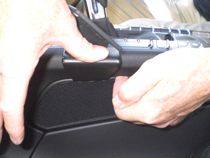 Brodit ProClip 635013 voor Porsche Macan 2015-2026 - ProClip geplaatst in het voertuig